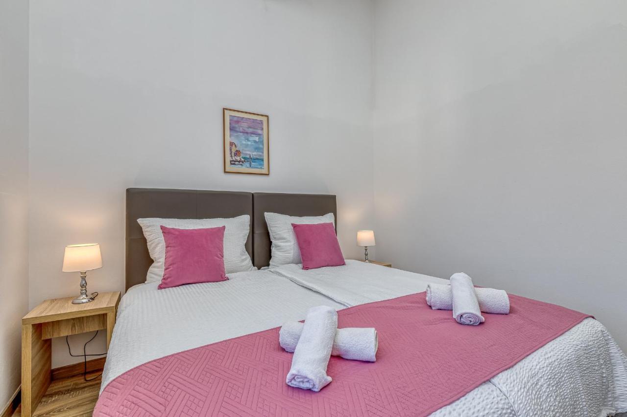 Island Mihaela - Happy Apartman