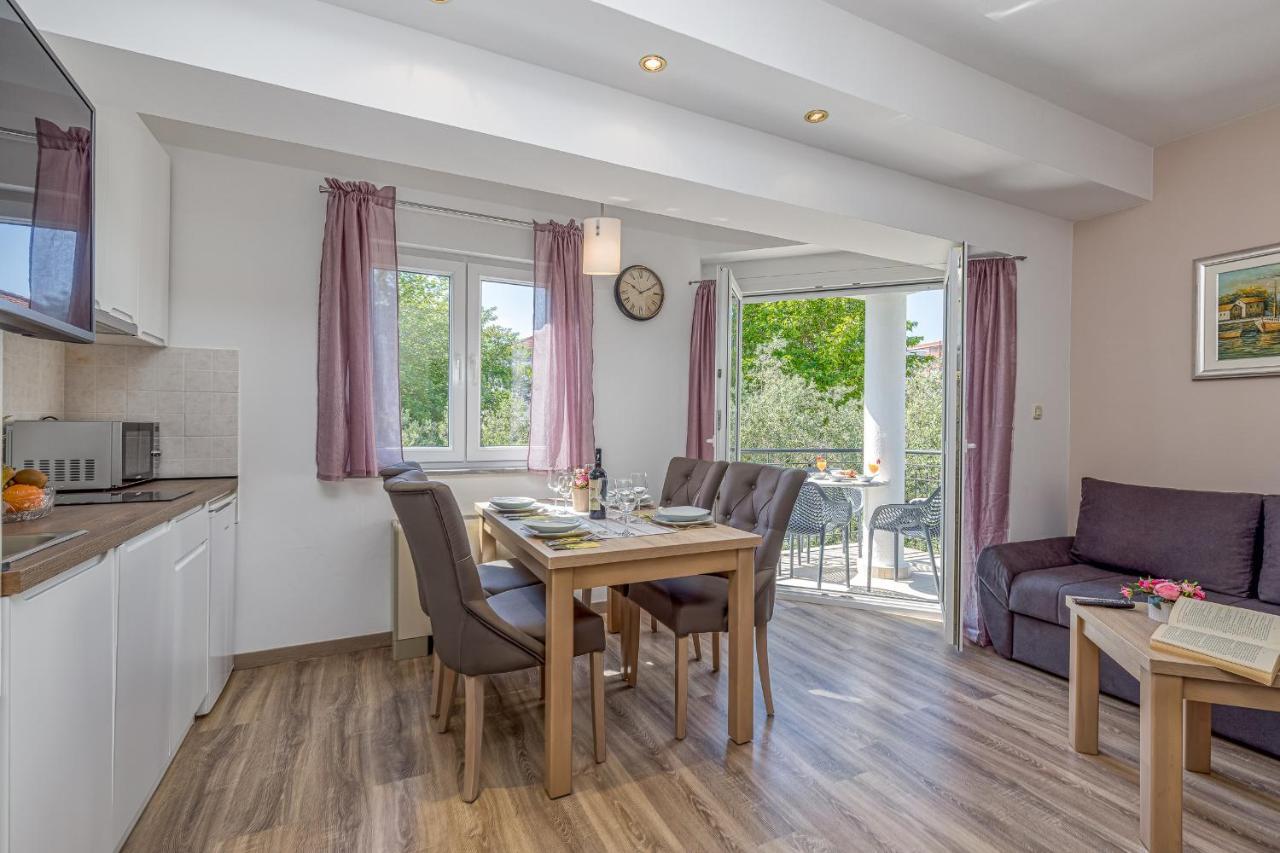 Island Mihaela - Happy Apartman *