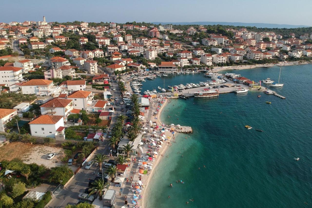Apartman Island Mihaela - Happy